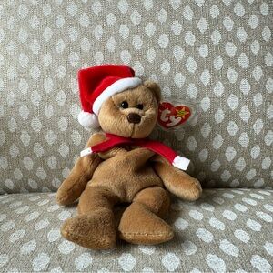 Ty 1997 Holiday Teddy Bear beanie baby.